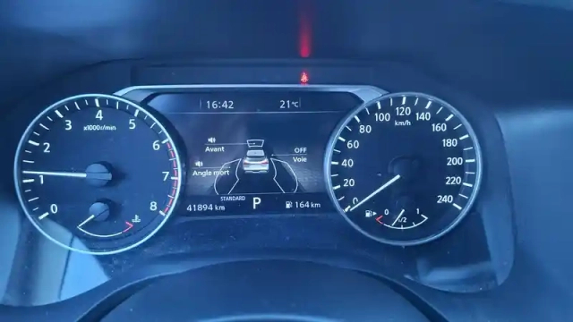 Nissan Qashqai mild hybrid 158 ch xtronic — photo 72