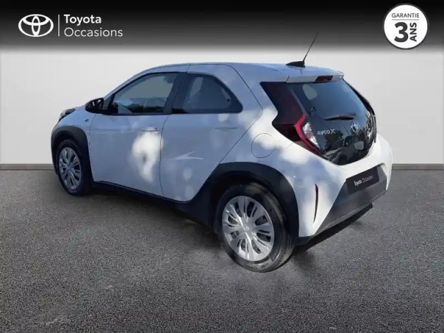 Toyota Aygo X 1.0 vvt-i 72ch dynamic s-cvt — photo 2