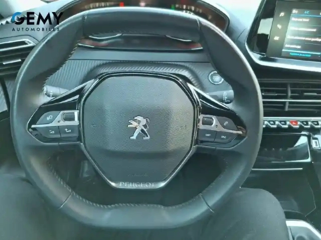 Peugeot 2008 puretech 130 s&amp;s bvm6 — photo 12