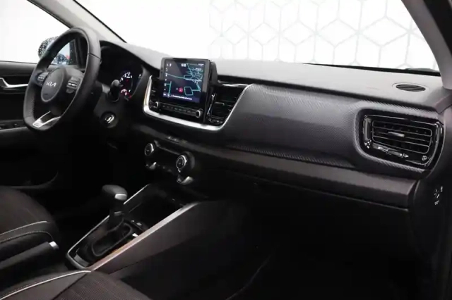 Kia Stonic 1.0 t-gdi 120 ch mhev dct7 — photo 52