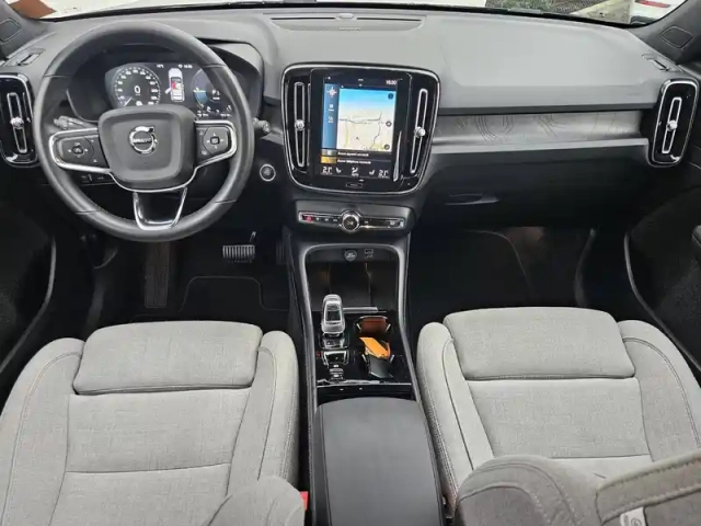 Volvo Xc40 t5 recharge 180+82 ch dct7 — photo 21