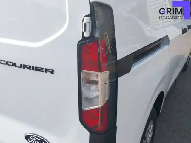 Ford Transit courier fgn 1.0 ecoboost 125 bvm6 — photo 19