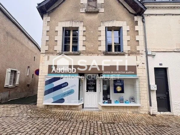 Bureau de 60m² avec un appartement de 72m² en centre ville