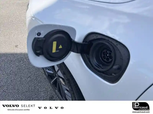 Volvo Xc60 t6 awd hybride rechargeable 253 ch+145 ch geartronic 8 — photo 12