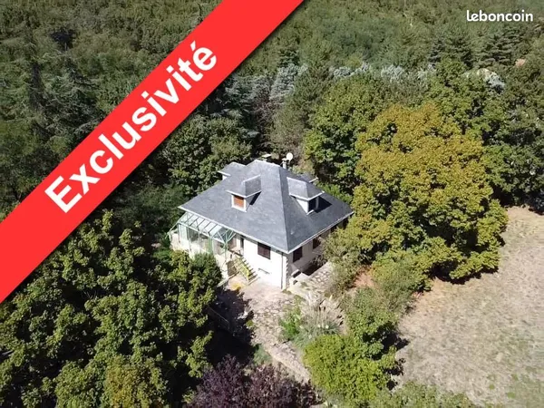 Villa 8 pièces 160 m²