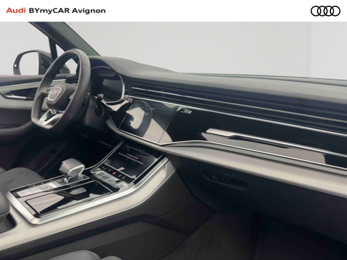 Audi Q7 55 TFSI e 380 Tiptronic 8 Quattro — photo 28