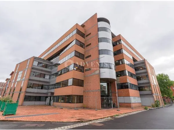 Bureaux 389 m²