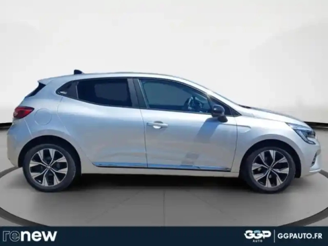 Renault Clio 1.0 tce 90ch evolution — photo 6