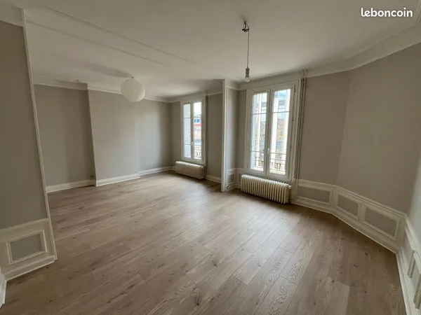 PARTICULIER 3 pièces CENTRE VILLE 71 m2 en très bon état