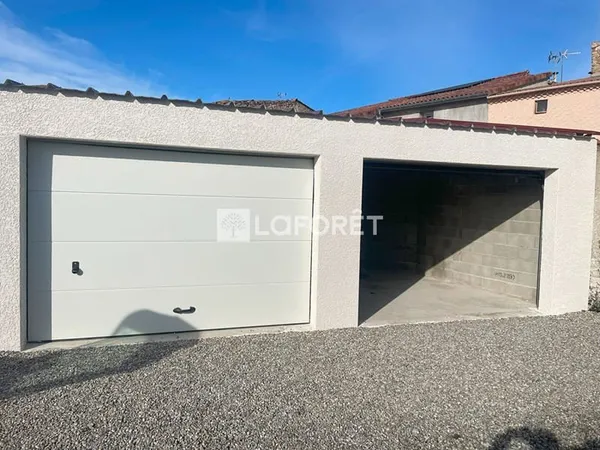 Parking / box Verniolle 1 pièce(s) 22 m2