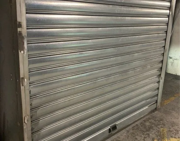Parking garage Box fermé