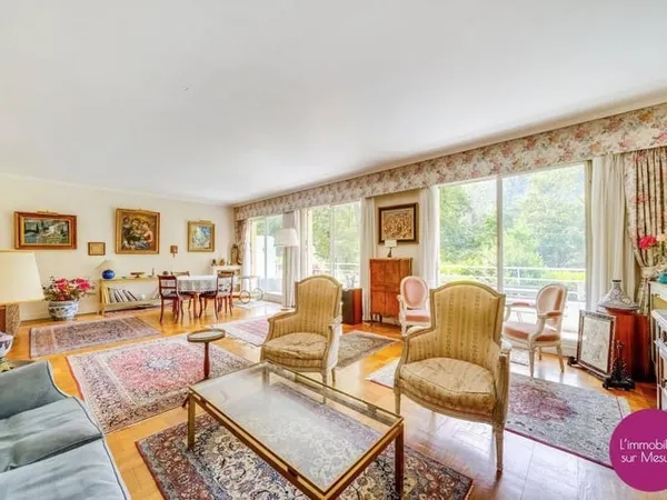Appartement 5 pièces 145 m²