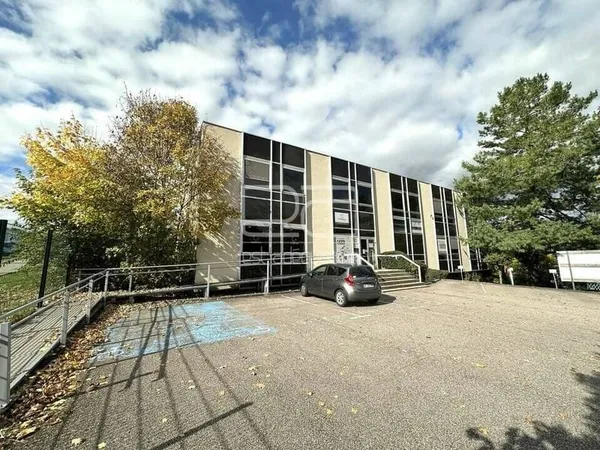 Bureaux 209 m²