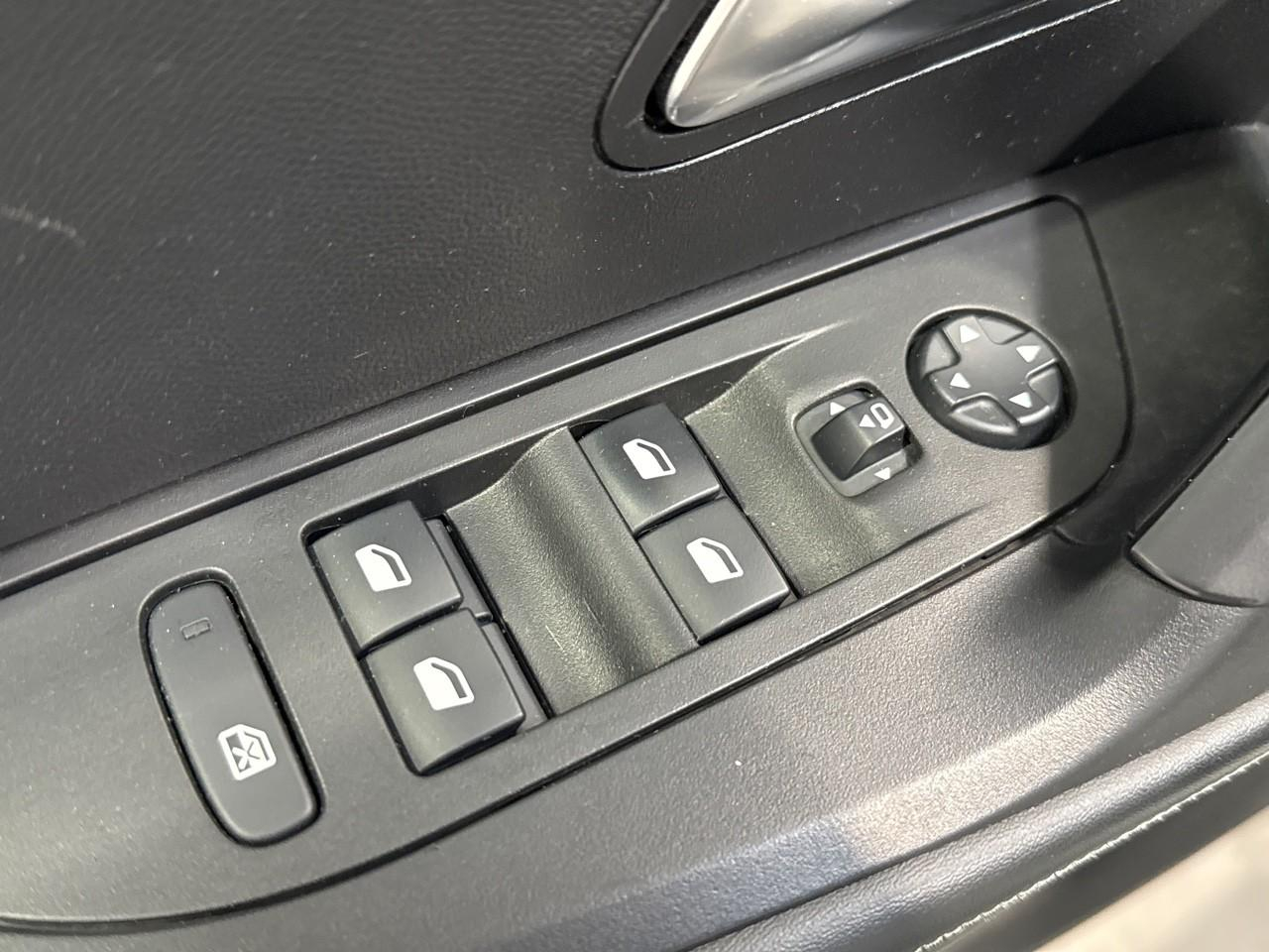 Peugeot 2008 bluehdi 110 s&s bvm6 allure business — photo 20
