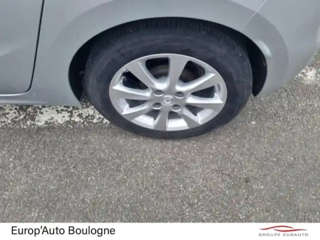 Opel Corsa 1.2 75ch connect — photo 13