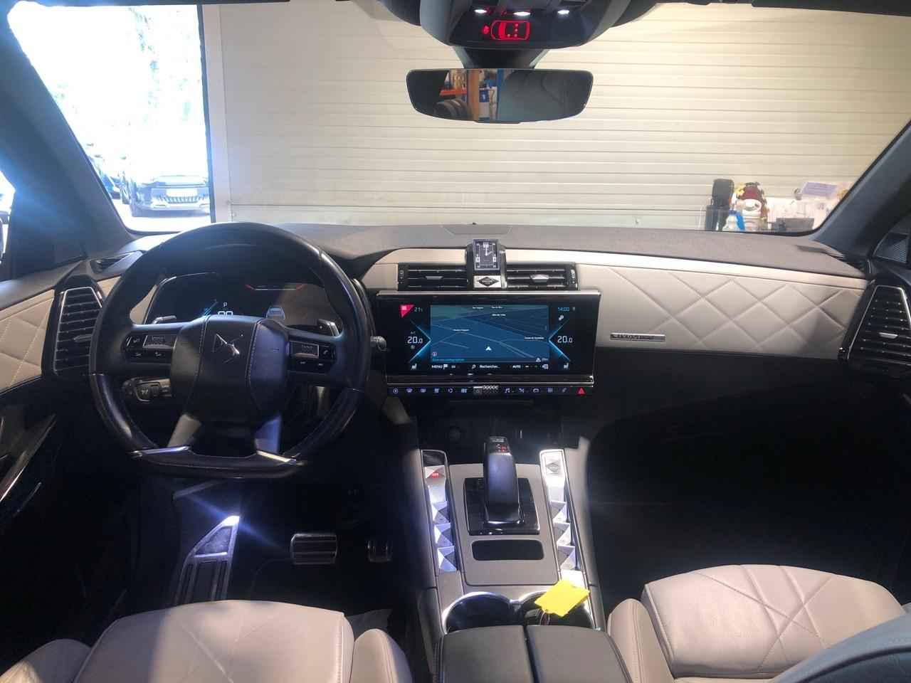 Ds Ds 7 crossback crossback hybride e-tense 225 eat8 ligne noire — photo 8