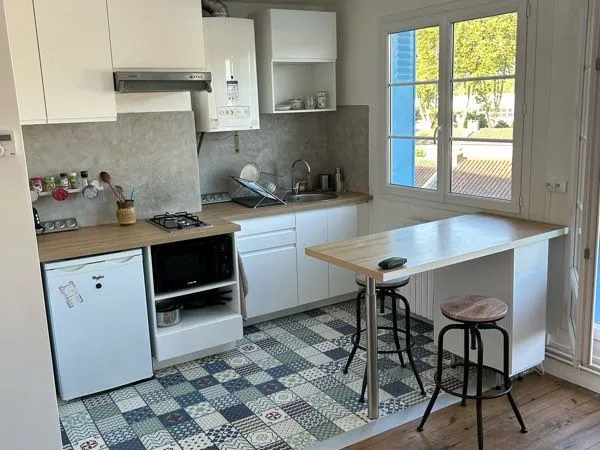 Appartement T3 meublé avec balconnet et parking - Résidence sécurisée