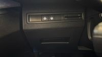 Peugeot 3008 1.2 PureTech 130ch S&S GT EAT8 — photo 28