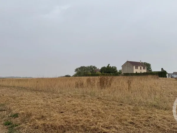 Terrain 1894 m²