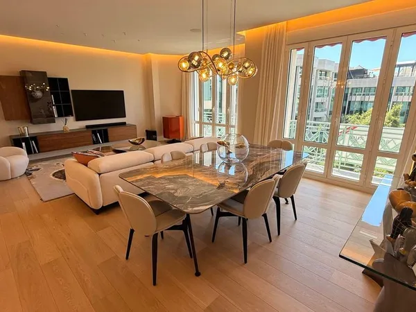 Appartement 5 pièces 145 m²