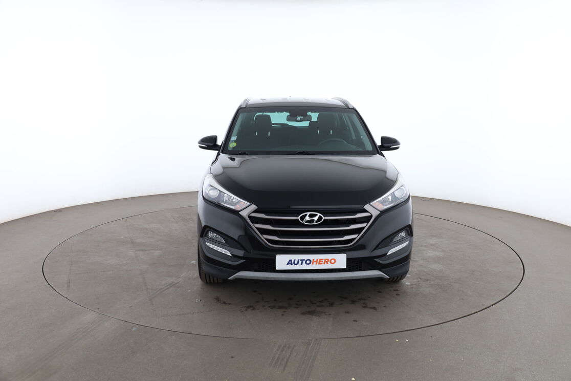 Hyundai Tucson 1.7 CRDi 2WD — photo 8