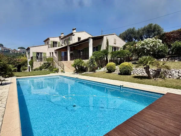 MAISON VUE PANORAMIQUE - PISCINE - TENNIS