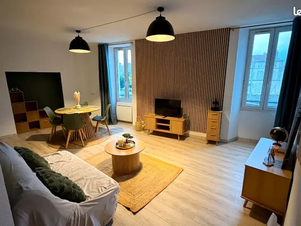 Loue appartement meublé