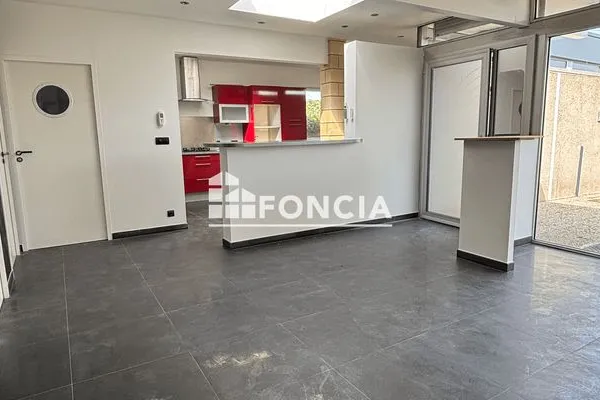 Maison 6 pièces 151 m²