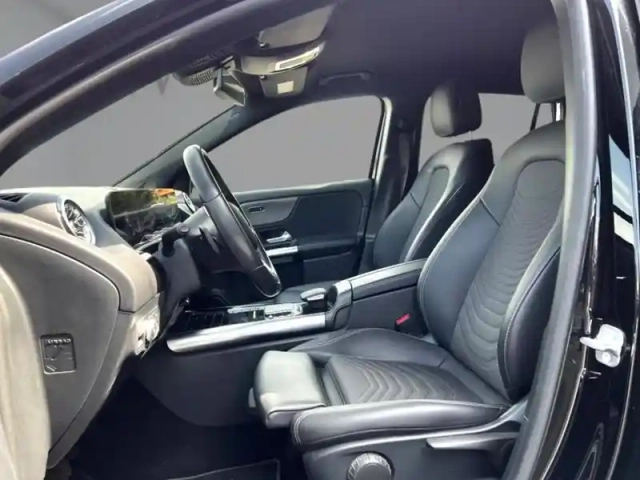 Mercedes Gla 200 progressive line — photo 20