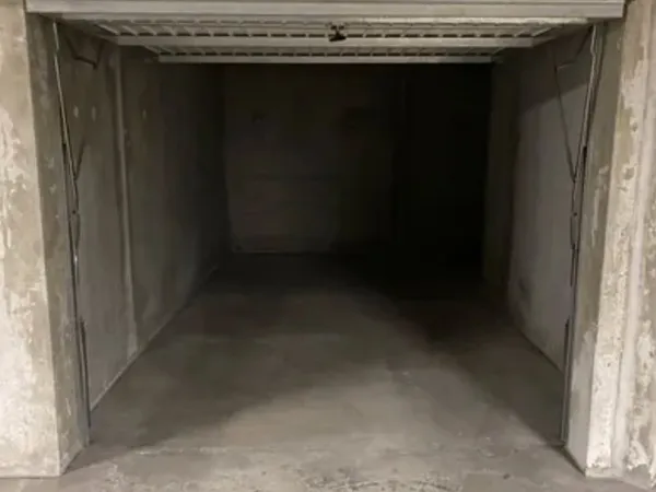 À louer Garage Box