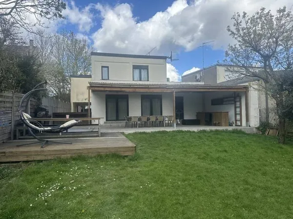 Maison 7 pièces 173 m²
