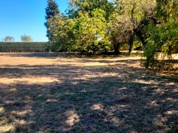 Terrain constructible 2072 m²