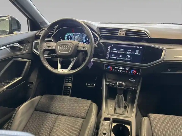 Audi Q3 sportback 45 tfsie 245 ch s tronic 6 — photo 8