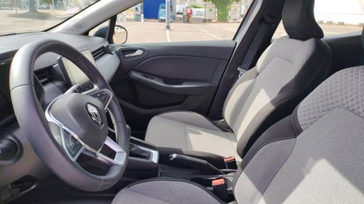 Renault Clio 1.6 E-Tech 140 Hybride BVA6 - Evolution – 2024 – 27580 km – Hybride essence – Boîte Automatique — photo 11
