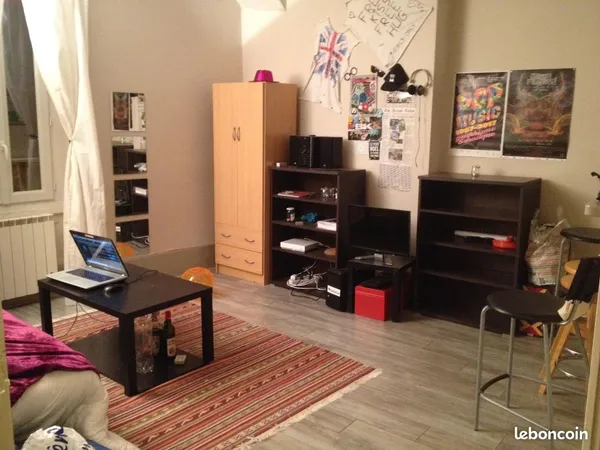 Particulier loue T2 centre Valence (26)