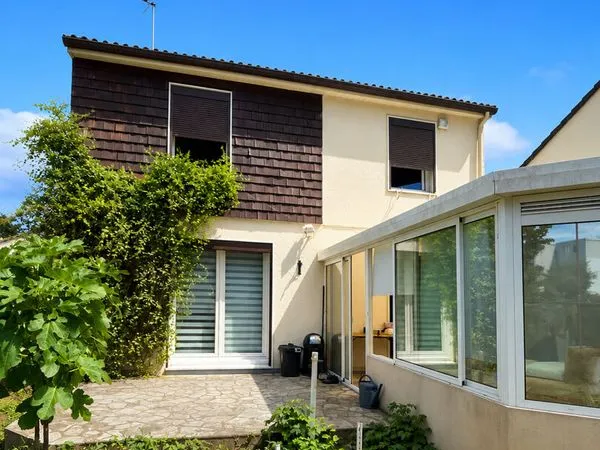 Pavillon 6 pièces 93 m²