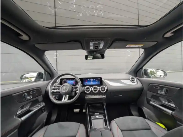 Mercedes Gla 200 d — photo 11