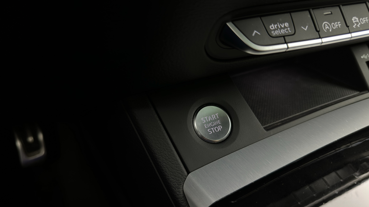 Audi Q5 Sportback 40 TDI 204 S tronic 7 Quattro — photo 30