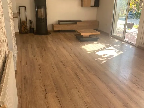 Maison à vendre - Petit Charran - 4 chambres - 104 m² - terrain 423 m²