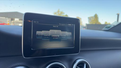 Mercedes Classe A 220 184 4Matic 7G-DCT - Whiteart Edition – 2016 – 93775 km – Essence – Boîte Automatique — photo 27