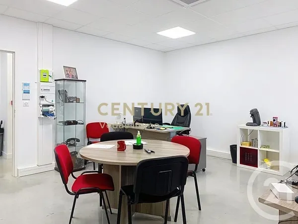 Bureau 1 pièce 30 m²