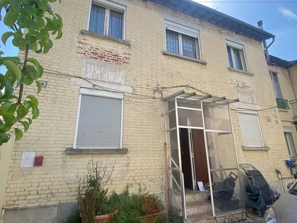 Immeuble 10 pièces 177 m²