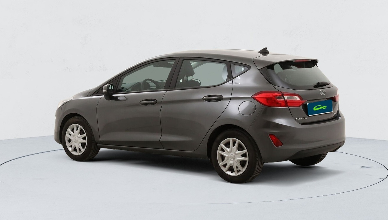 Ford Fiesta — photo 3