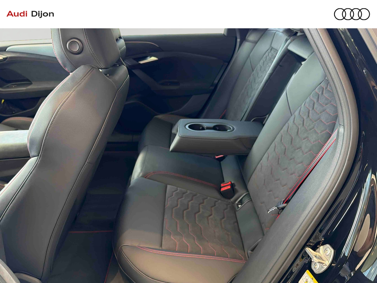Audi A6 e-tron Avant Performance — photo 12