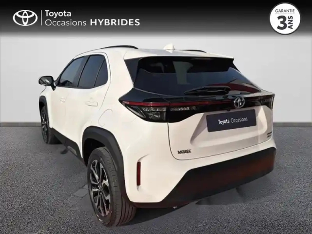 Toyota Yaris cross 116h design awd-i my21 — photo 2