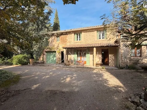 Mas 5 pièces 145 m²