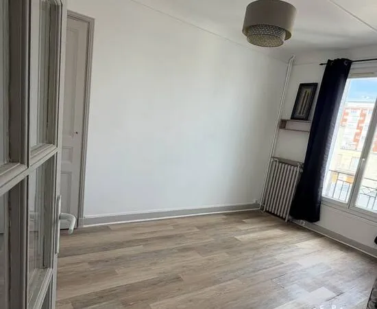 Studio 1 pièce 25 m²