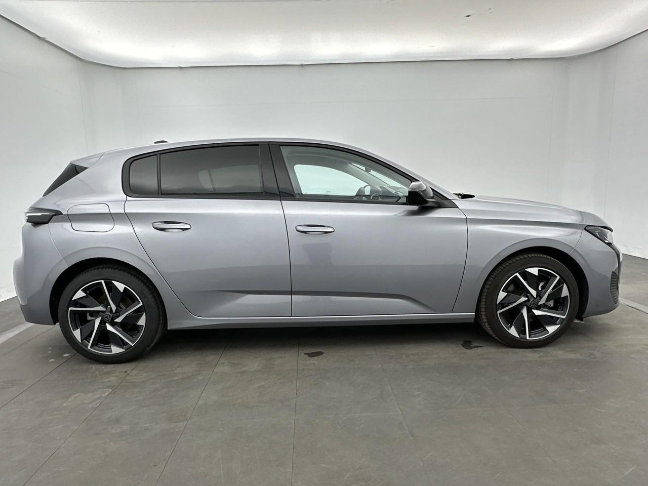 Peugeot 308 bluehdi 130ch s&s eat8 allure — photo 4