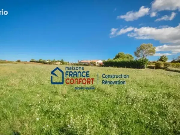 Terrain 905 m²