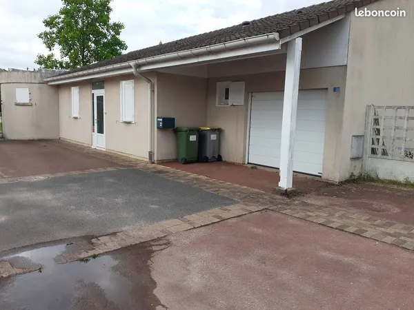 Location maison individuelle de ville 111m2 ormes